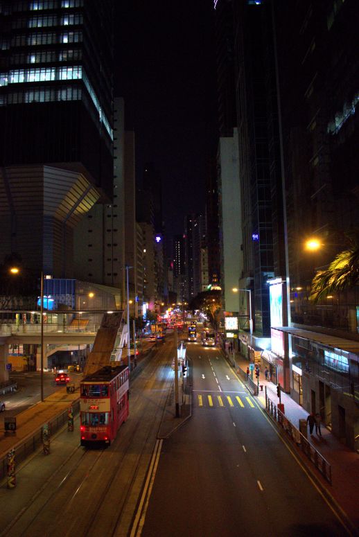 12 30 18 hk night 4c